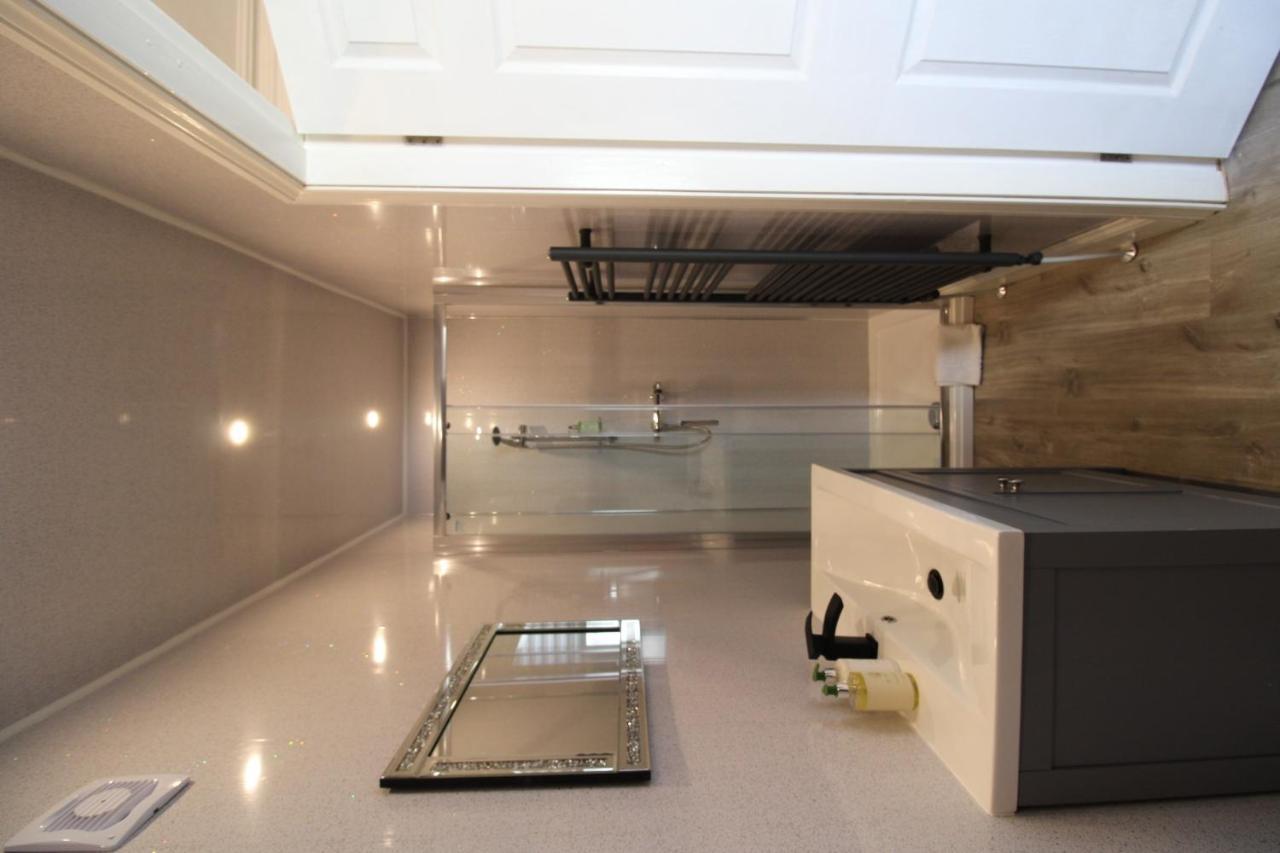 The Gwydir Ground Floor Studio لاندودنو المظهر الخارجي الصورة